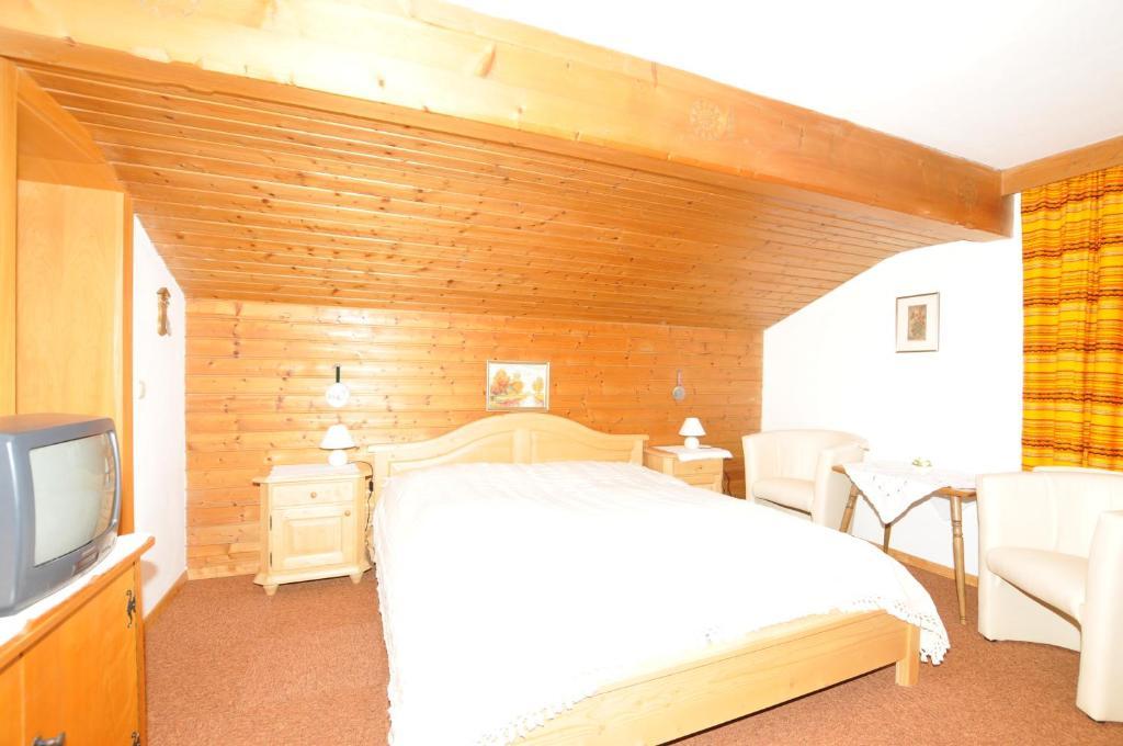 Fruehstueckspension & Appartements Eugenie Kitzbühel Cameră foto