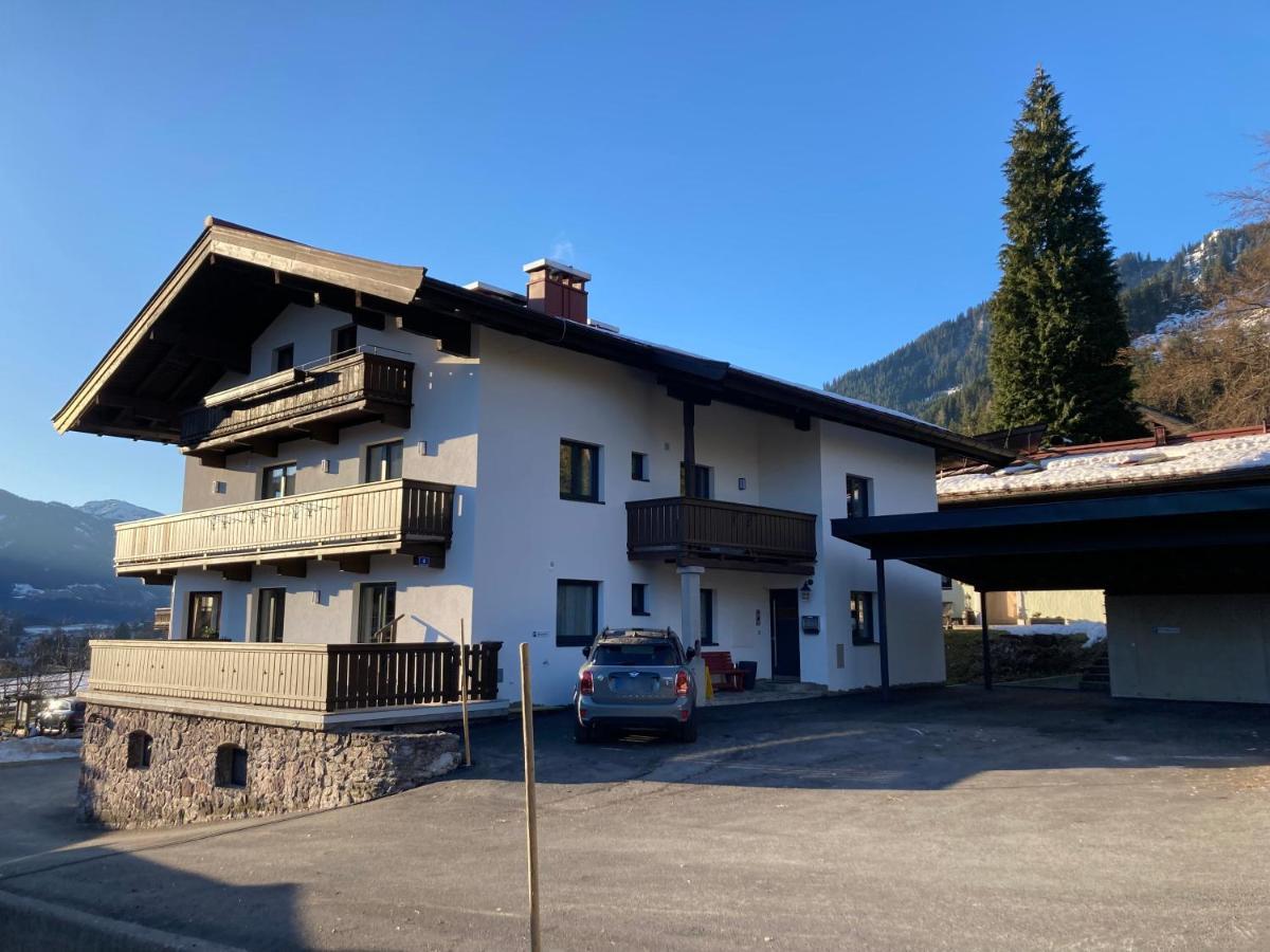 Fruehstueckspension & Appartements Eugenie Kitzbühel Exterior foto